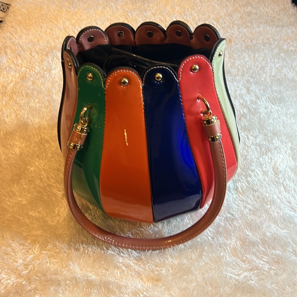 Mezon Handbag - Picture 3 of 10